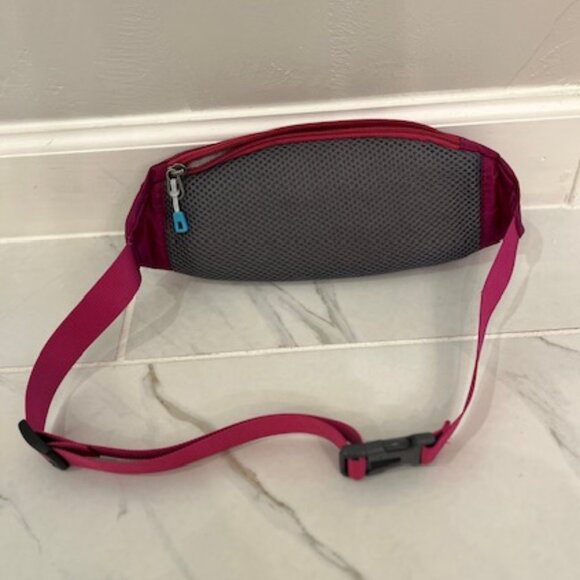 Fanny Pack w Headphone Access - Picture 3 of 5